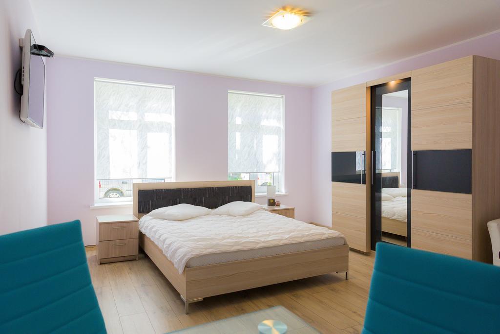 Ecolive Aparthotel Riga Exterior foto